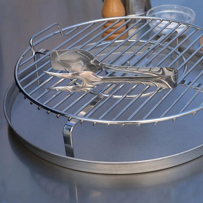 The BBQ500 Set with Tray, Tongs, and a Baking Pan/tray