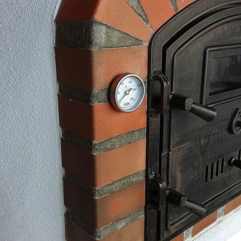 Rustic Brick Arch Color Details on the Lisboa Premium Pizza Oven