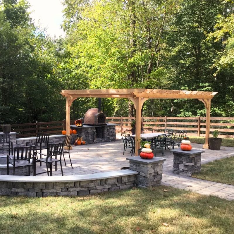 Lisboa Rustic Brick Finish in an outdoor kitchen