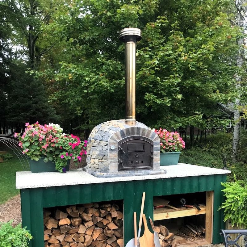 Lisboa PREMIUM Brick Pizza Oven with Stone Finish