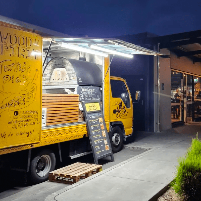 Maximus Prime PRO Large Pizza Oven in a food truck